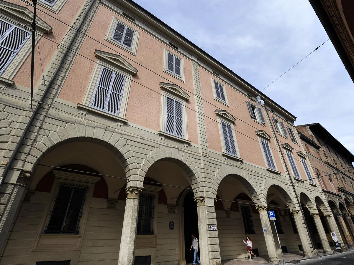 Ur-Nest Strada Maggiore โบโลญญา ภายนอก รูปภาพ