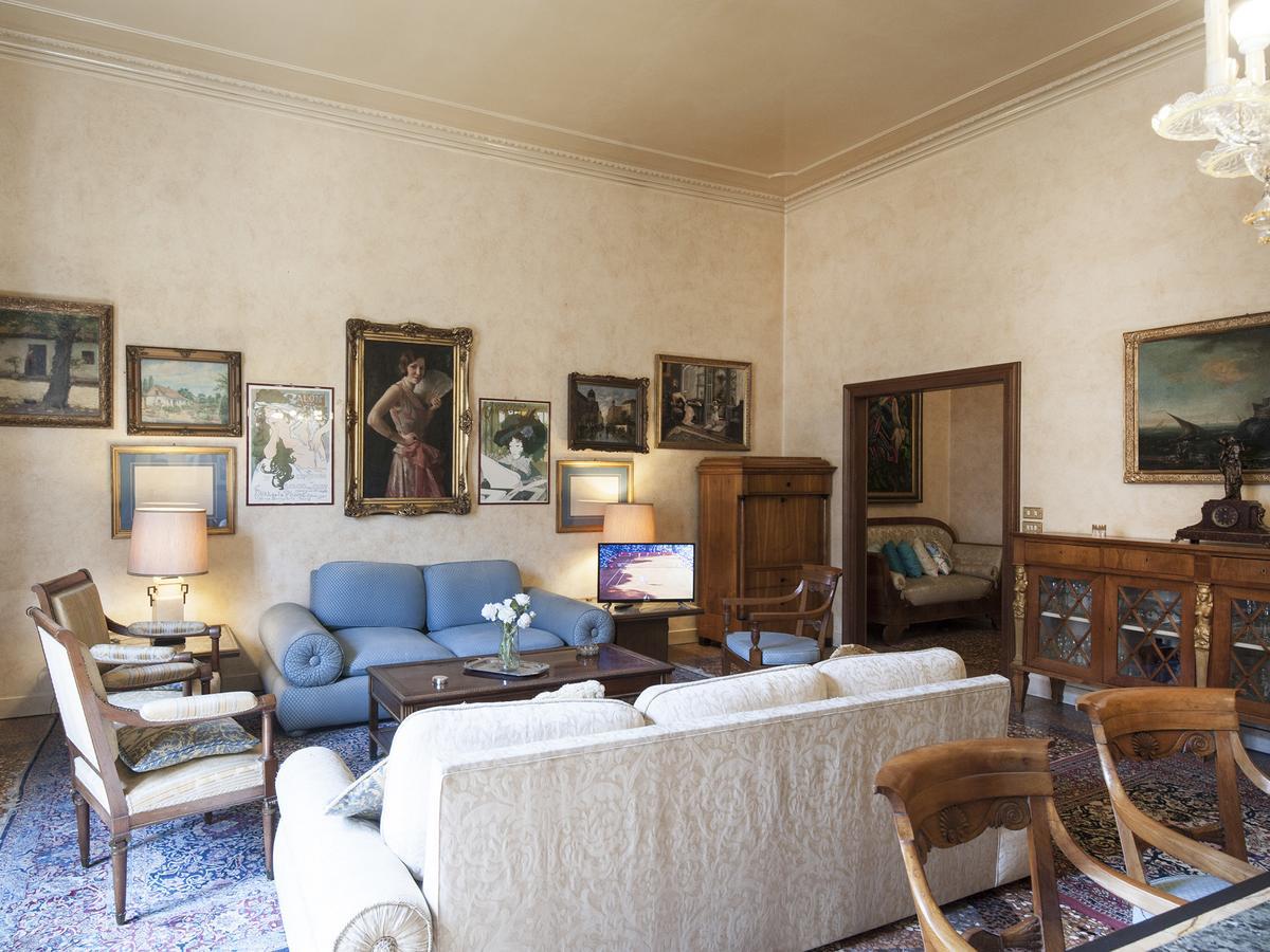 Ur-Nest Strada Maggiore โบโลญญา ภายนอก รูปภาพ
