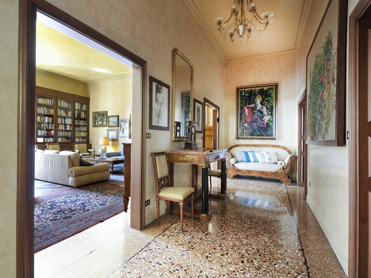 Ur-Nest Strada Maggiore โบโลญญา ภายนอก รูปภาพ